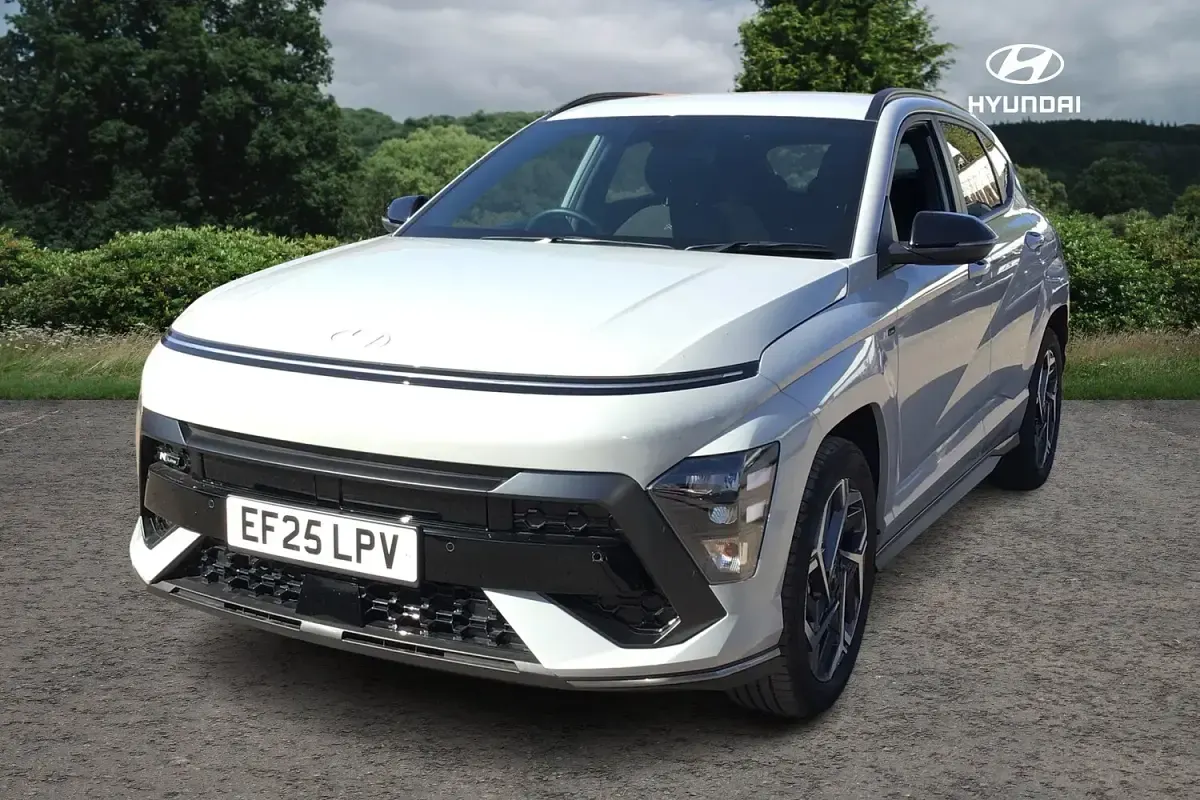 Gebraucht Hyundai Kona N Line 127 PS (93 kW) 2025 Grau SUV