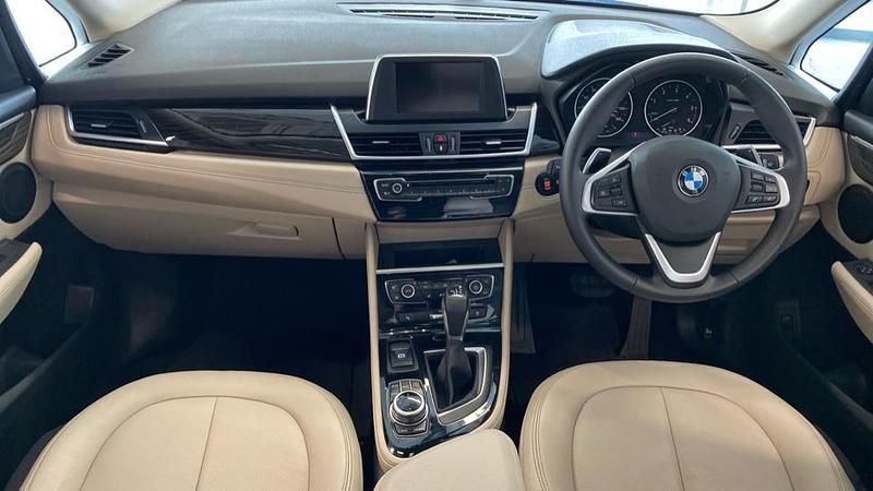 Used BMW 218 Active Tourer Luxury Line 148 HP (108 kW) 2017 Black MPV