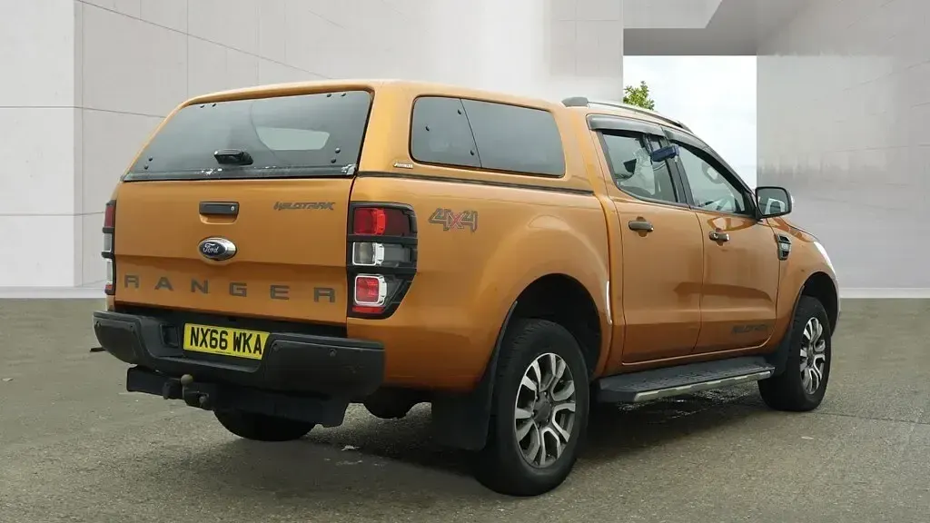 Used Ford Ranger Wildtrack 200 HP (147 kW) 2016 Orange Pickup