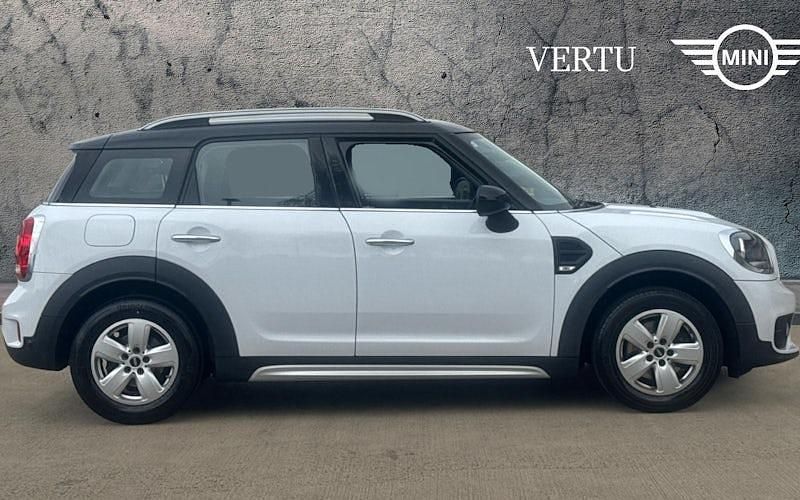 Begagnad Mini Cooper Classic 136 HK (100 kW) 2020 Halvkombi