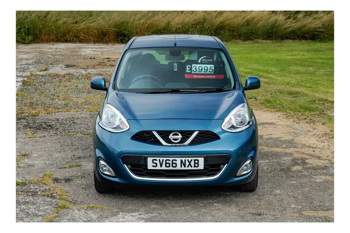 Used Nissan Micra Acenta 80 HP (58 kW) 2016 Blue Hatchback