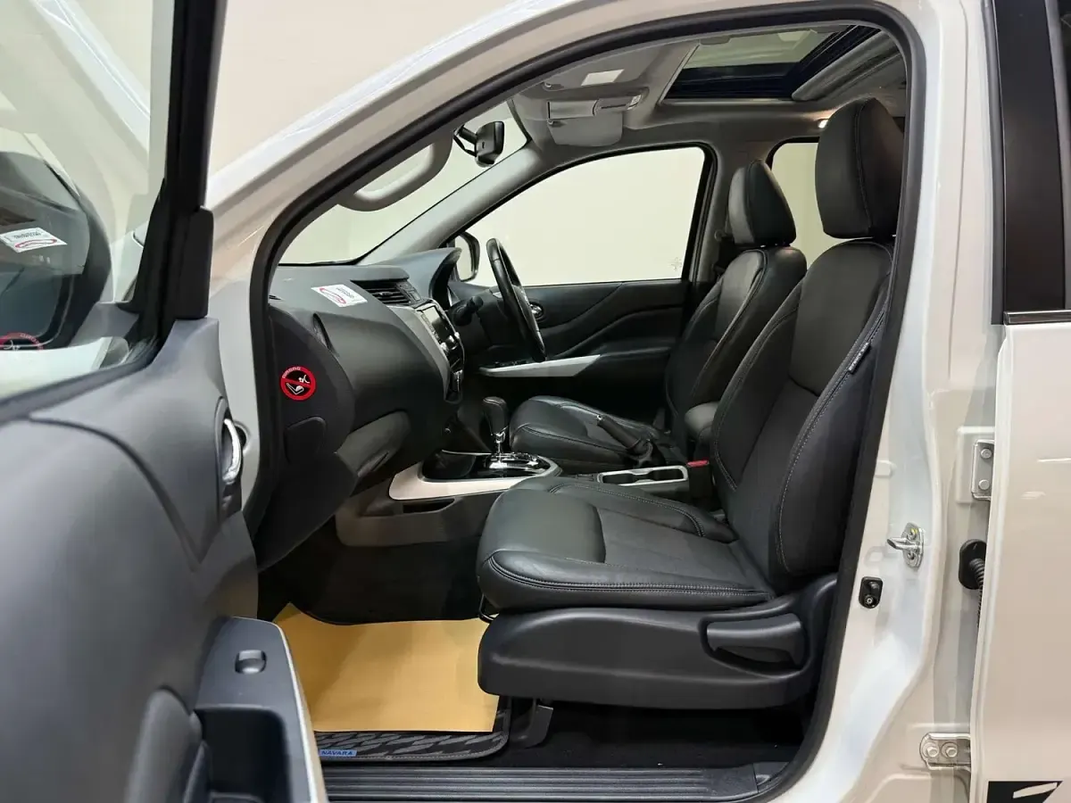 Begagnad Nissan Navara N-Guard 190 HK (139 kW) 2021 Vit Pickup