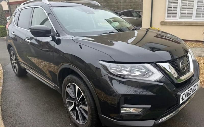 Used Nissan X-Trail Tekna 131 HP (96 kW) 2017 Black SUV