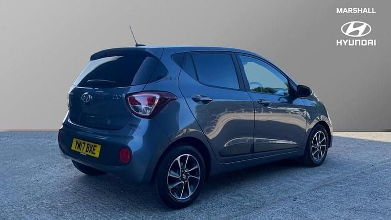 Used Hyundai i10 Premium 87 HP (63 kW) 2017 Grey Hatchback