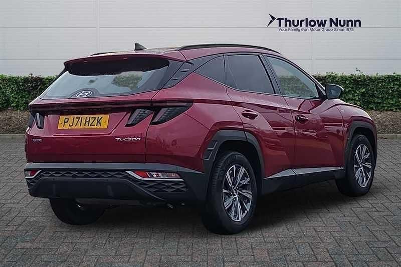 Used Hyundai Tucson SE 150 HP (110 kW) 2021 Red SUV