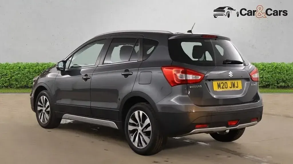 Usado Suzuki SX4 SZ-T 111 HP (81 kW) 2017 Cinzento SUV