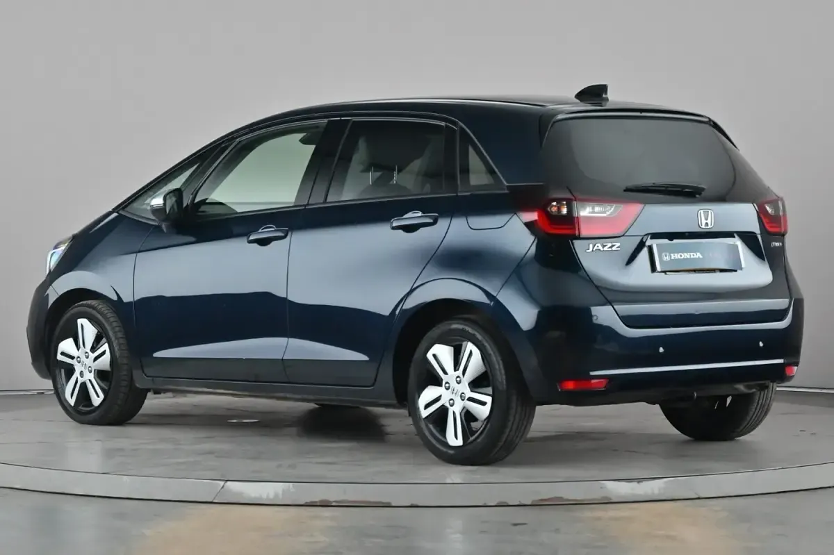 Used Honda Jazz Hybrid 109 HP (80 kW) 2021 Blue Hatchback