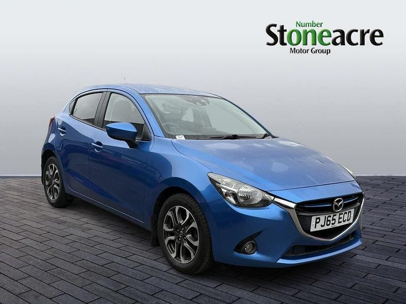 Begagnad Mazda 2 Inclusive 90 HK (66 kW) 2015 Blå Halvkombi
