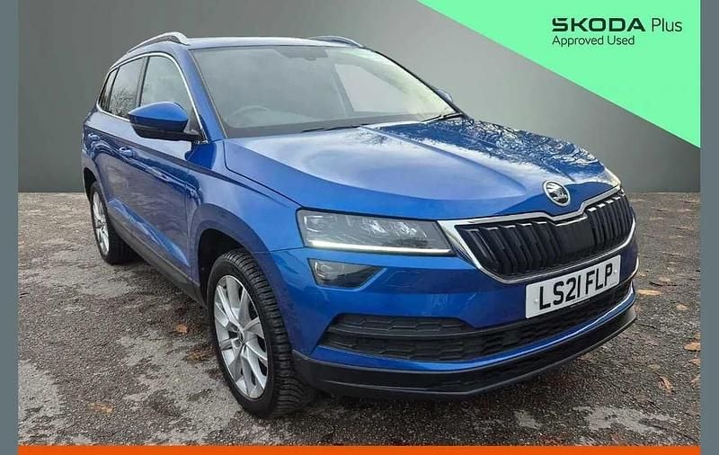 Race blue metallic Used 2021 Skoda Karoq SE L SUV | £17,900 (Fair price) - Image 1/4