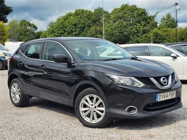 Black Used 2015 Nissan Qashqai Acenta SUV | £2,490 - Image 1/1