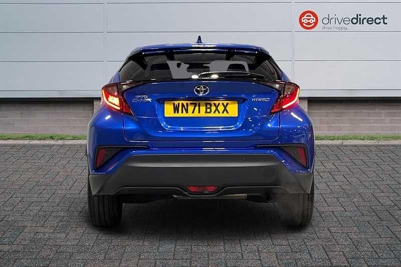 Usado Toyota C-HR Design 122 HP (89 kW) 2021 Azul SUV