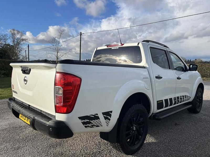 Used Nissan Navara N-Guard 190 HP (139 kW) 2019 White Pickup