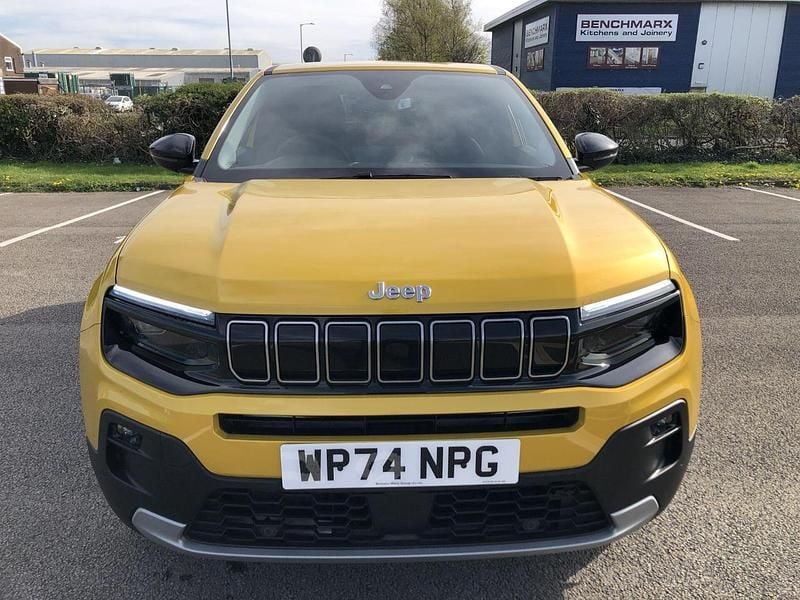 Used Jeep Avenger EV Summit 113 kW (154 HP) 2025 Yellow SUV