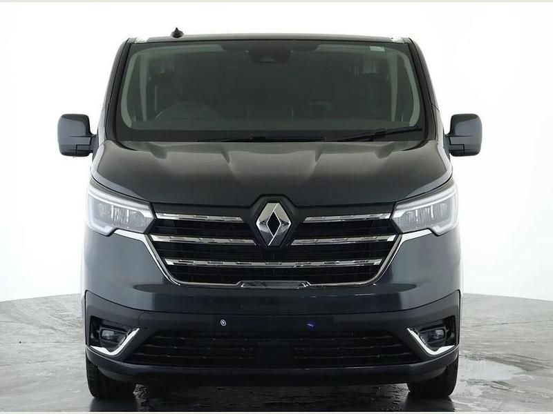 Grey New 2025 Renault Trafic Van | £23,995 - Image 1/4