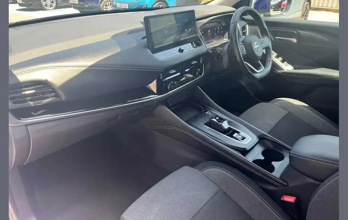 Used Nissan Qashqai N-Connecta 190 HP (139 kW) 2023 Blue SUV