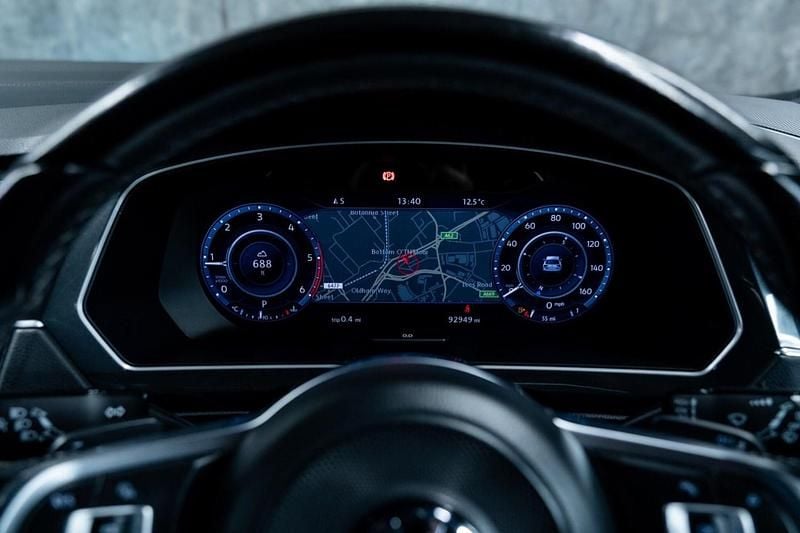 Used VW Tiguan R-line 150 HP (110 kW) 2017 White SUV