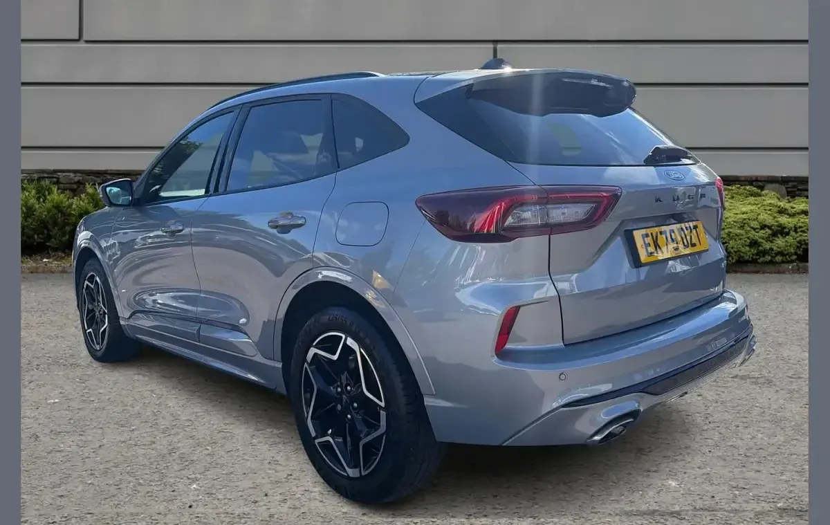 Used Ford Kuga ST-Line 180 HP (132 kW) 2025 Silver SUV