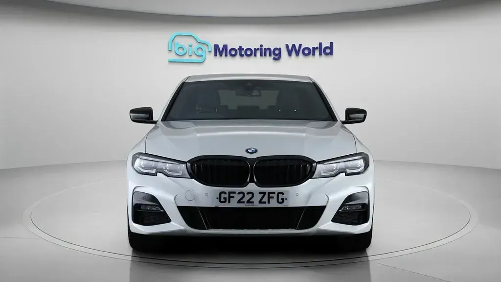 Usado BMW 320 M Sport 184 CV (135 kW) 2022 Blanco Berlina