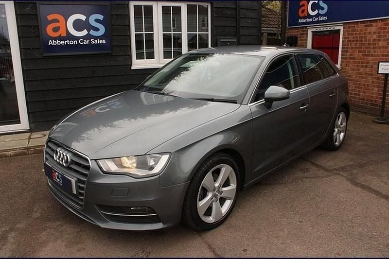 Begagnad Audi A3 Sport 184 HK (135 kW) 2013 Grå Halvkombi