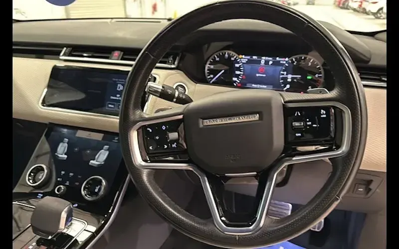 Used Land Rover Range Rover Velar R-Dynamic 204 HP (150 kW) 2022 Grey SUV