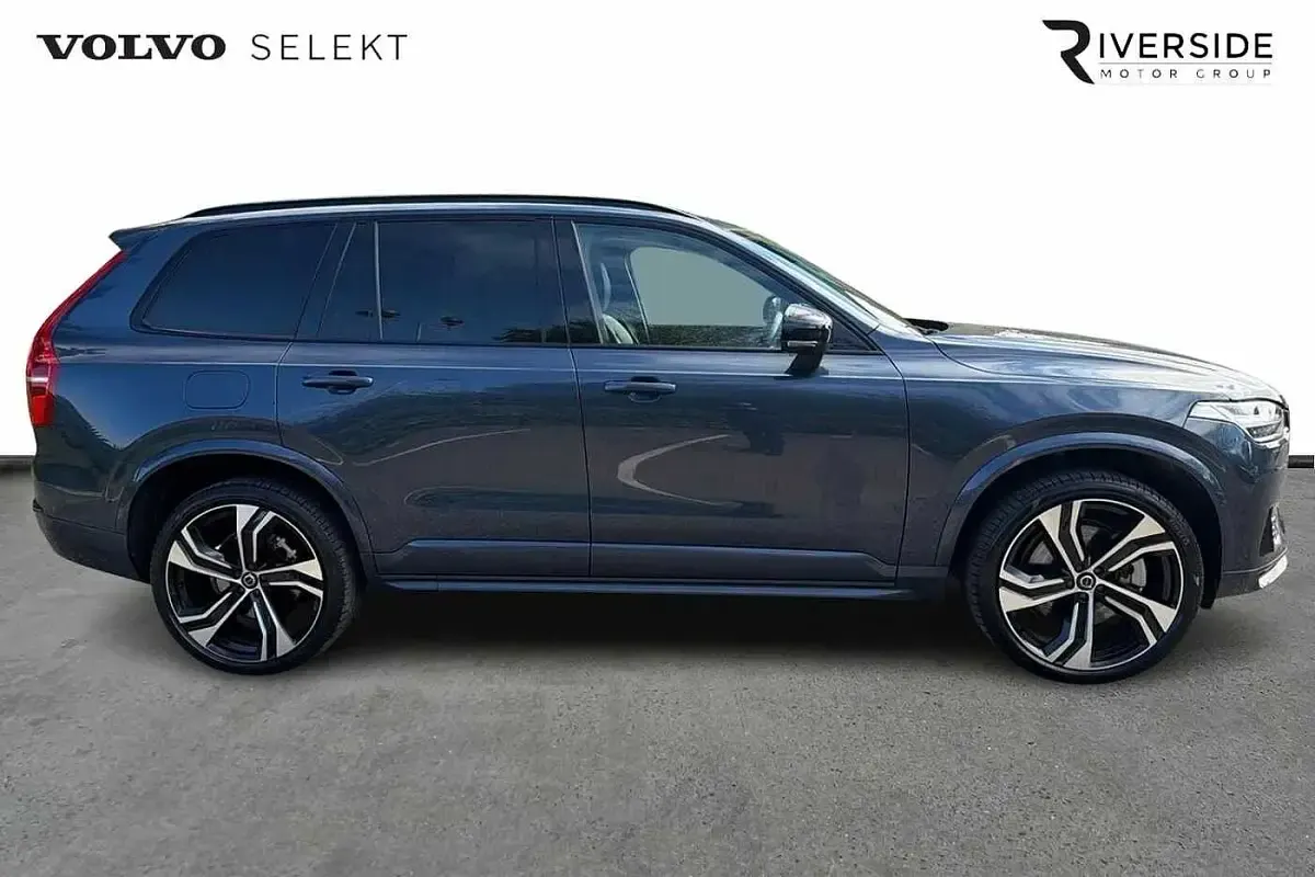 Used Volvo XC90 Ultimate 455 HP (334 kW) 2022 Denim blue SUV