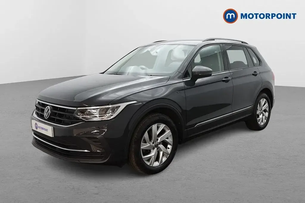 Używany VW Tiguan Life 150 KM (110 kW) 2022 Szary SUV