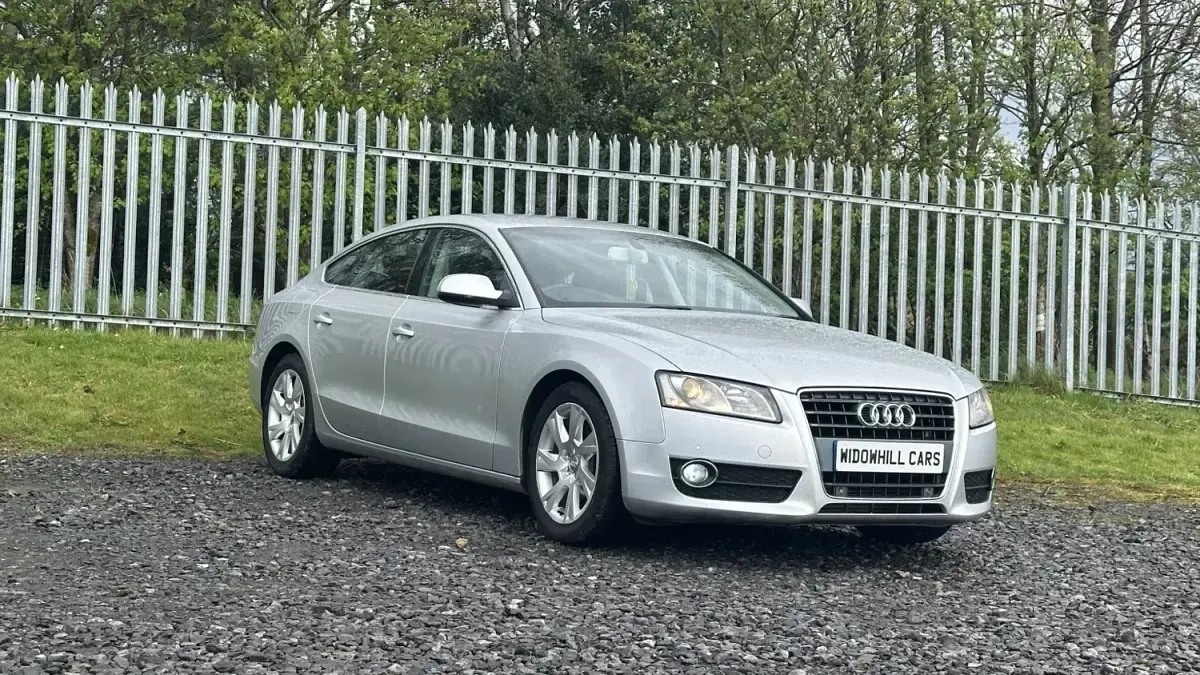 Używany Audi A5 211 KM (155 kW) 2010 Srebrny Coupe
