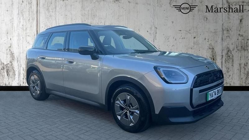 Silver New 2024 Mini Countryman Classic SUV | £28,405 (Good price) - Image 1/4