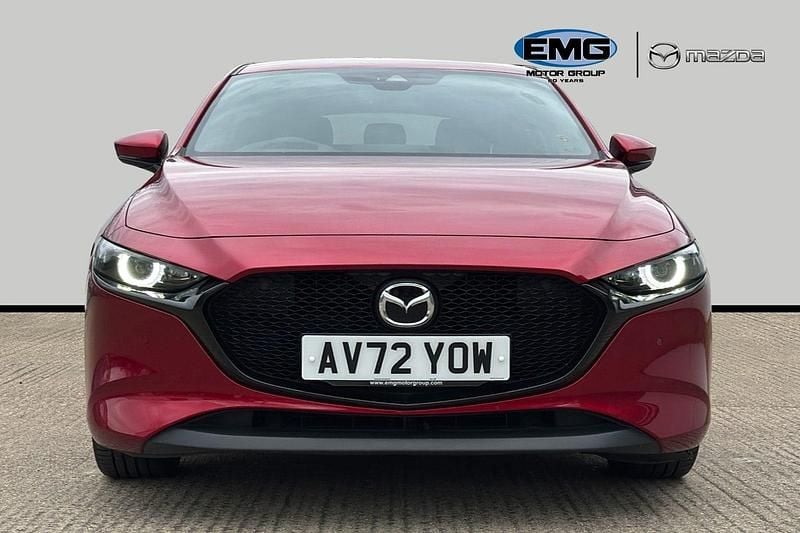 Begagnad Mazda 3 Inclusive 122 HK (89 kW) 2022 Röd Halvkombi