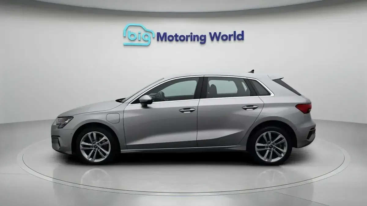 Used Audi A3 e-tron Sport 2022 Silver Hatchback
