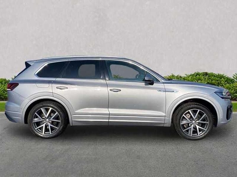 Used VW Touareg R-line 286 HP (210 kW) 2019 Silver SUV