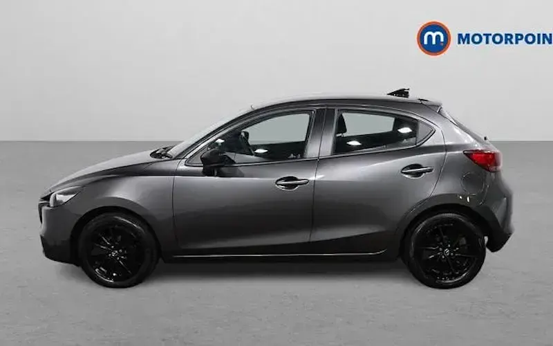 Usado Mazda 2 Homura-Line 90 CV (66 kW) 2023 Gris Utilitario