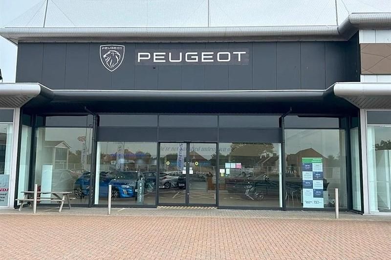 Used Honda HR-V Advance 131 HP (96 kW) 2022 Mtd gry+cst blk SUV