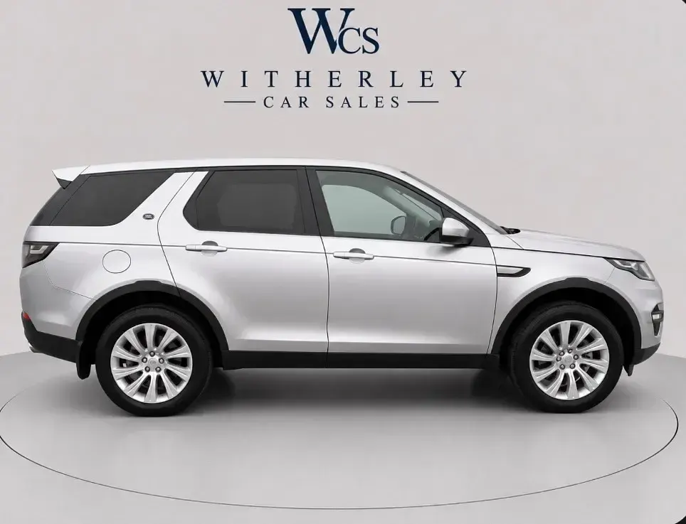 Used Land Rover Discovery Sport SE 180 HP (132 kW) 2016 Silver SUV