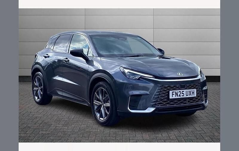 Sonic grey Used 2025 Lexus LBX SUV | £32,395 (Good price) - Image 1/3