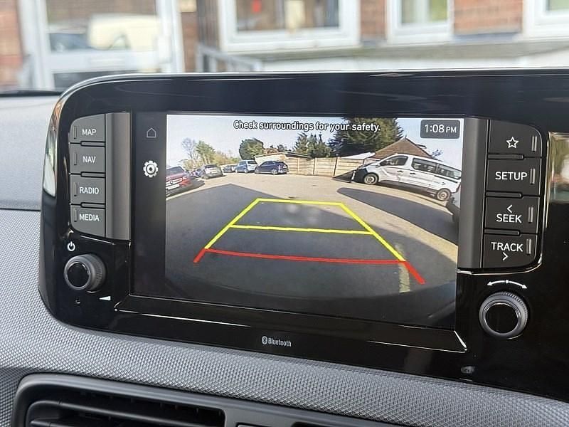 New Hyundai i10 Advanced 63 HP (46 kW) 2025 Black Hatchback