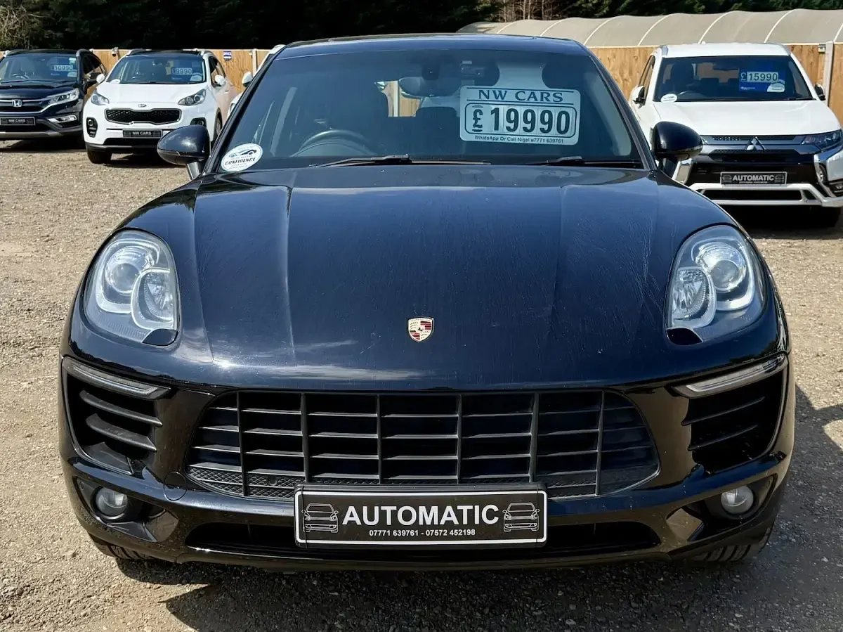 Used Porsche Macan S Diesel 258 HP (189 kW) 2014 Black SUV