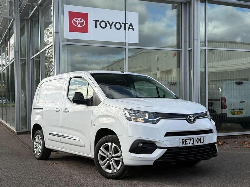 Icy white Used 2023 Toyota Proace City Van | £16,250 (A bit pricey) - Image 1/1