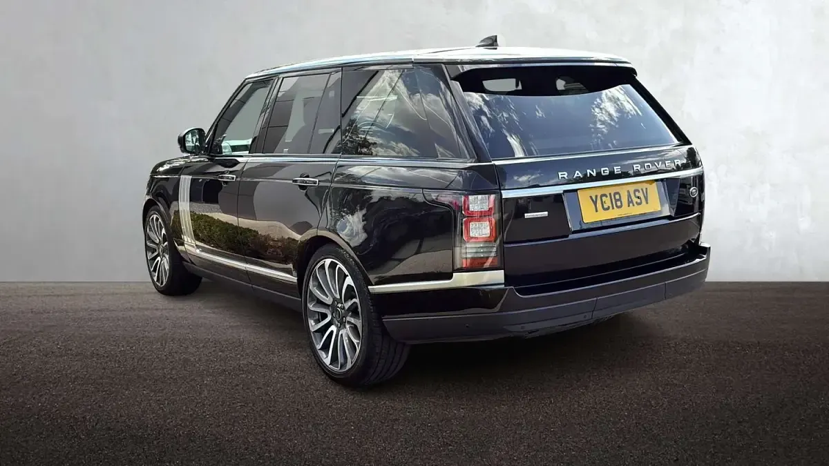 Used Land Rover Range Rover Autobiography 339 HP (249 kW) 2018 Black SUV