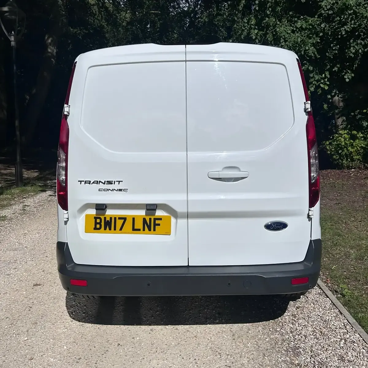 Used Ford Transit Connect Limited 120 HP (88 kW) 2017 White MPV
