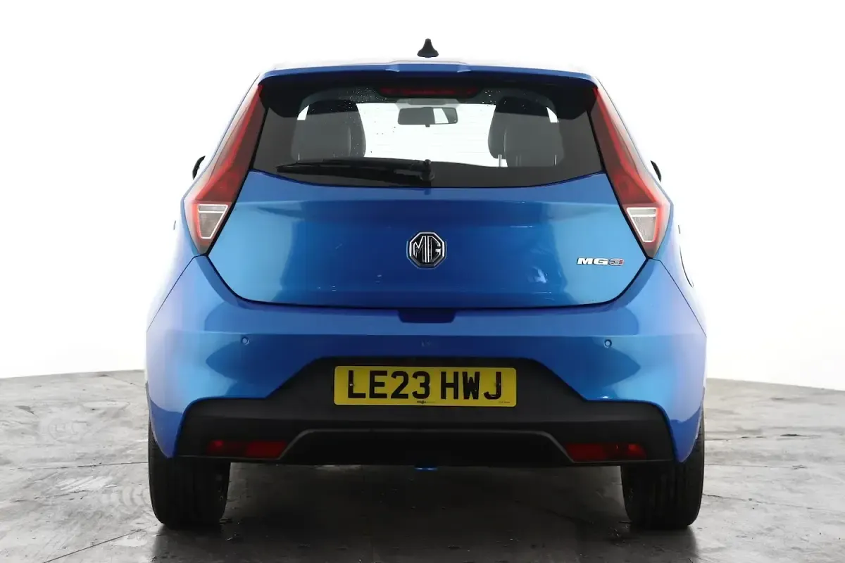 Used MG MG3 Exclusive 106 HP (77 kW) 2023 Blue Hatchback
