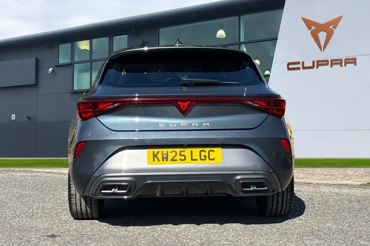 Used Cupra Leon 150 HP (110 kW) 2025 Grey Hatchback