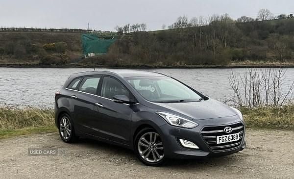 Used Hyundai i30 Premium 136 HP (100 kW) 2016 Grey Estate
