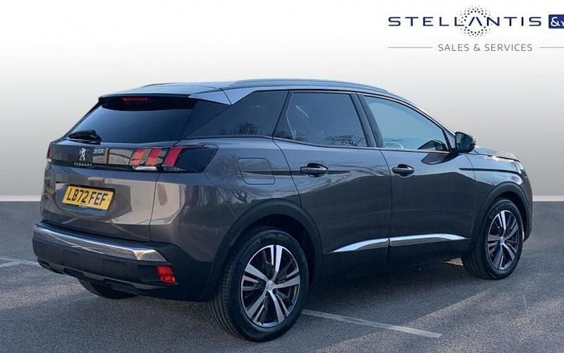 Used Peugeot 3008 Allure+ 131 HP (96 kW) 2022 Grey SUV