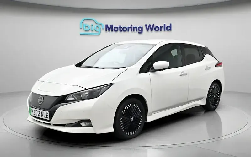 Second-hand Nissan Leaf N-Connecta 110 kW (150 CP) 2025 Hatchback