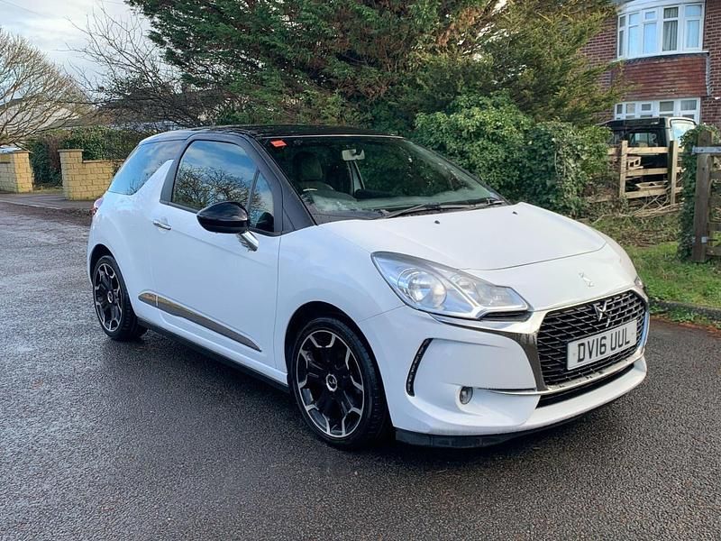 White Used 2016 DS Automobiles DS3 Elegance Hatchback | £4,890 (Fair price) - Image 1/4