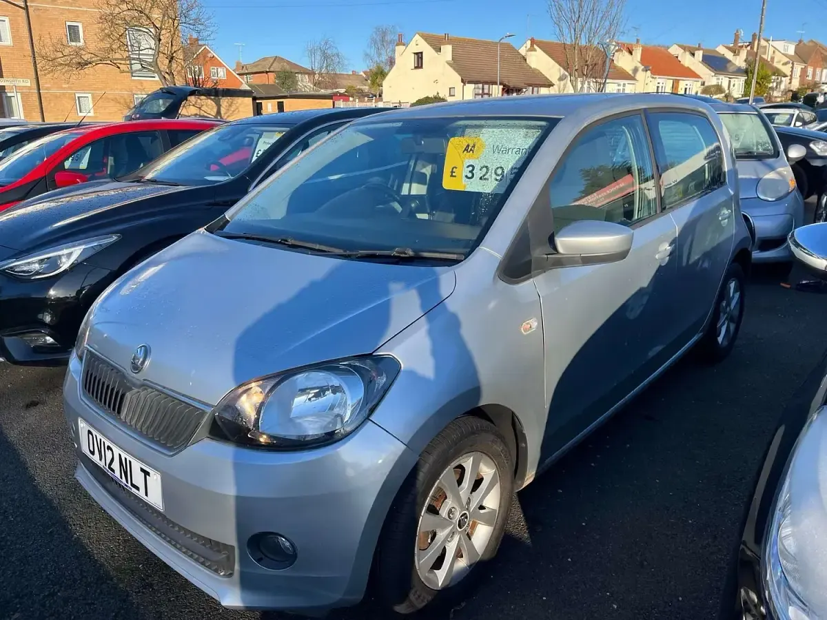 Used Skoda Citigo Elegance 75 HP (55 kW) 2012 Silver Hatchback
