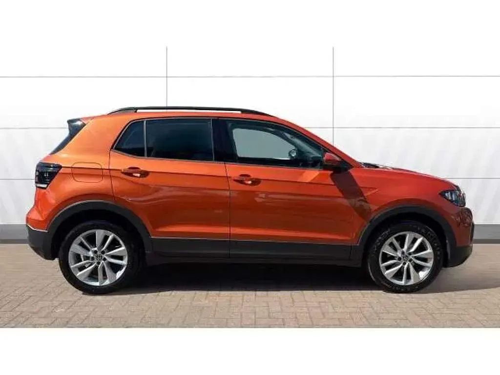 Used VW T-Cross SE 110 HP (80 kW) 2021 Orange SUV
