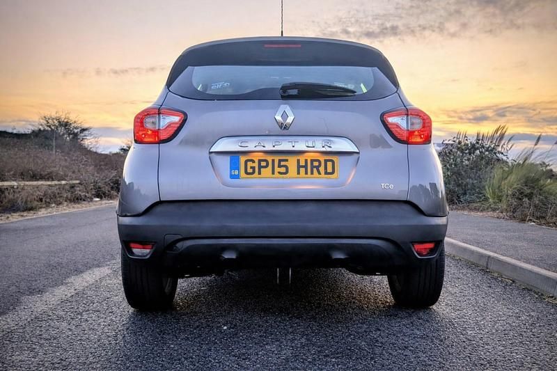 Used Renault Captur Dynamique 2015 Grey SUV