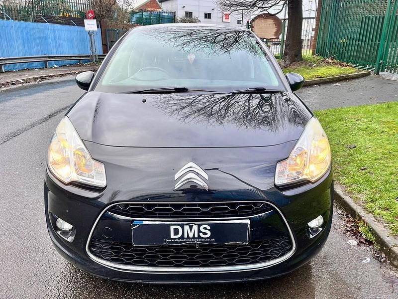 Used Citroën C3 Exclusive 2011 Black Hatchback